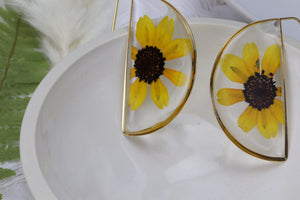 Large Black Eyed Susan Gold Plated half-moon / D-shaped threaders