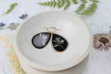 Load image into Gallery viewer, Woodland Starflower atop Black Resin - Artist Style Earrings
